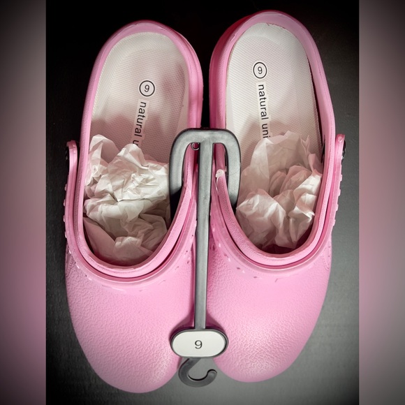 NWT - Natural Uniforms Pink Ultralite Nursing Medical Work Mule with Strap - Picture 2 of 7